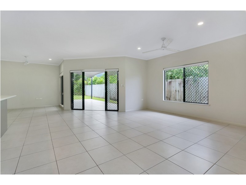 34 Fossilbrook Bend, Trinity Park QLD 4879