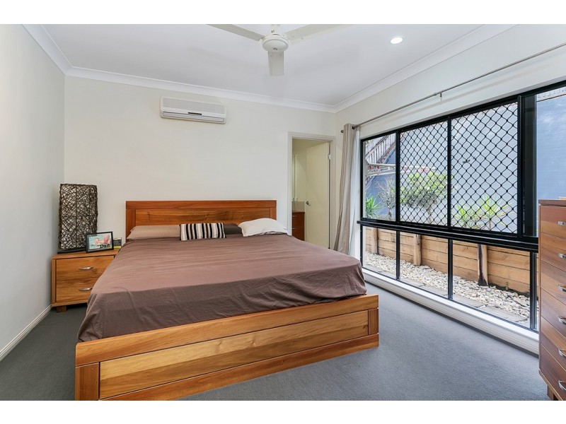 1-3 Stack Close, Redlynch QLD 4870