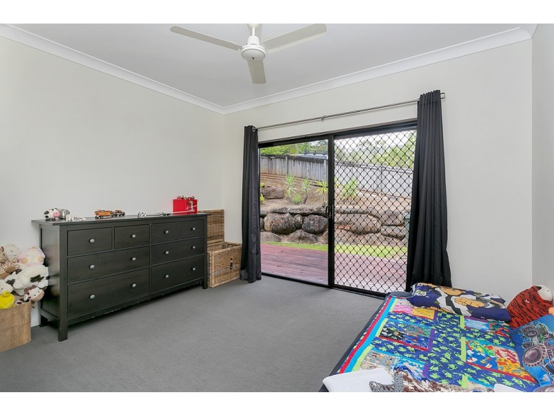 1-3 Stack Close, Redlynch QLD 4870