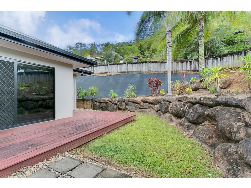 1-3 Stack Close, Redlynch QLD 4870