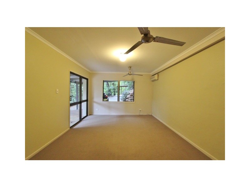 165 Stanton Road, Smithfield QLD 4878