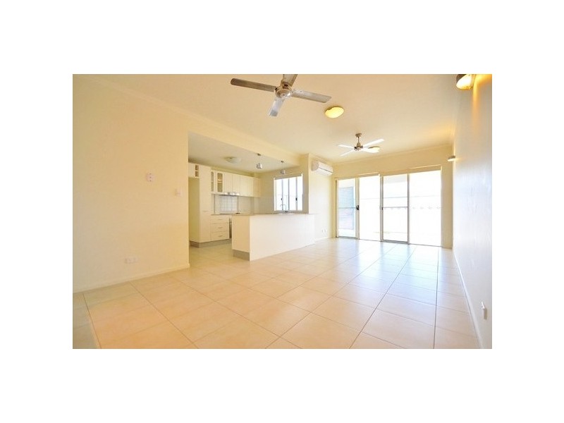 11/75 Moore Street, Trinity Beach QLD 4879