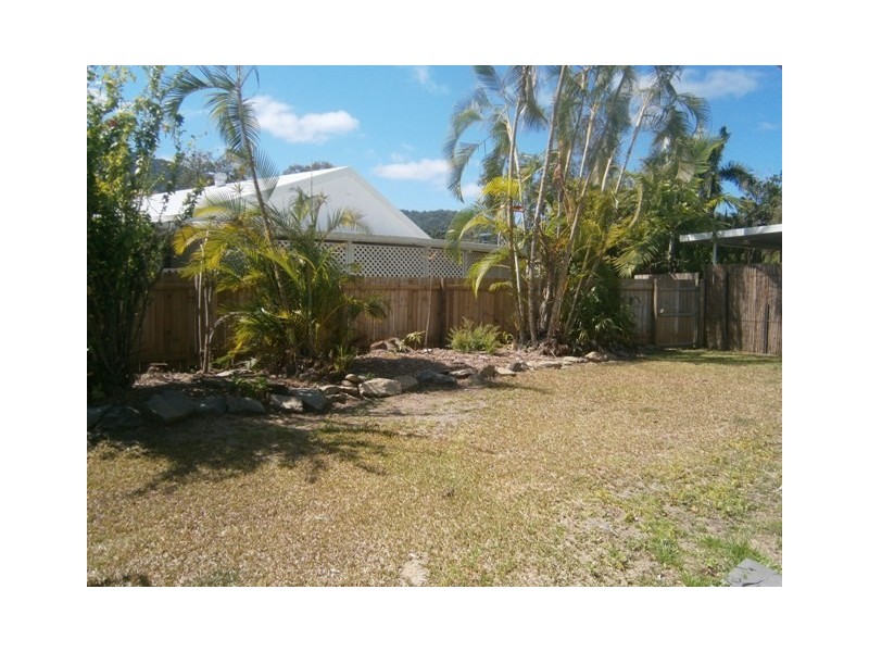 28/2-6 Lake Placid Road, Caravonica QLD 4878