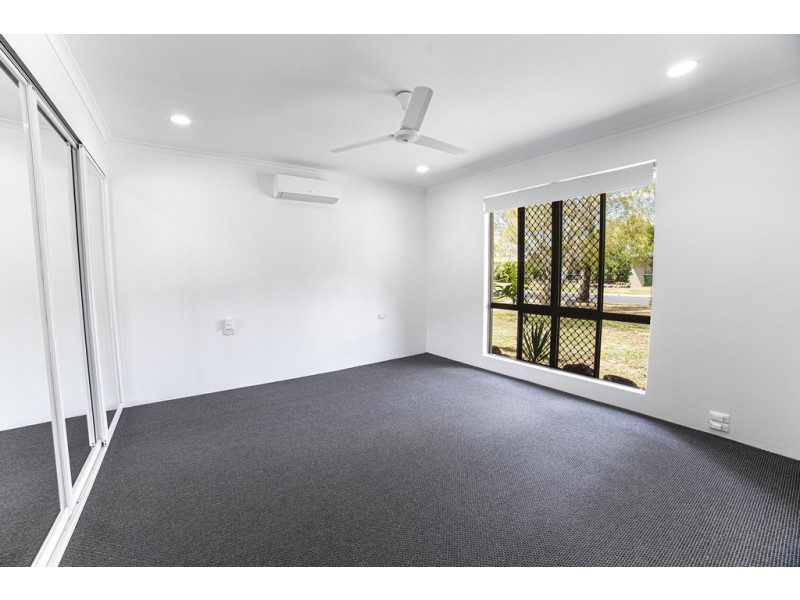 16 Cameron Close, Smithfield QLD 4878