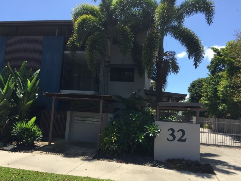 4/32 Best Street, Yorkeys Knob QLD 4878