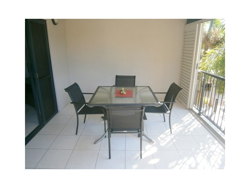 4/32 Best Street, Yorkeys Knob QLD 4878