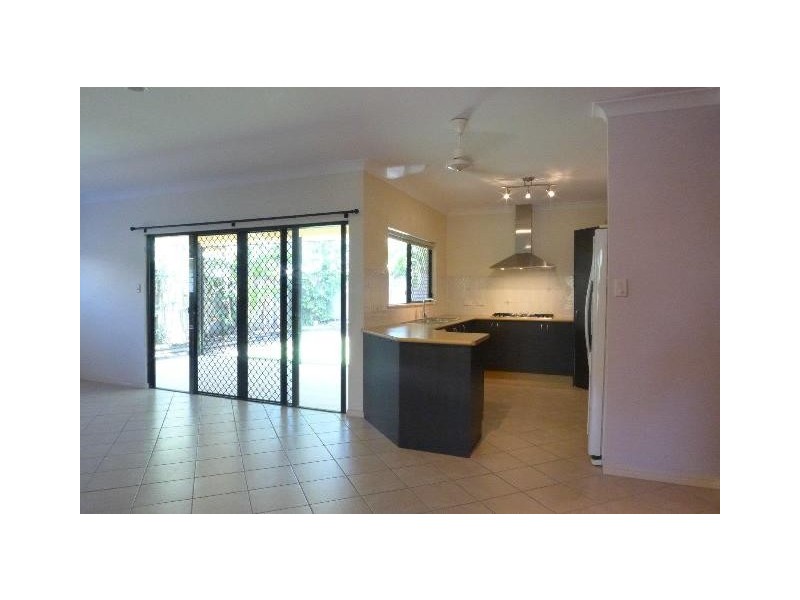 11 Bronte Close, Kewarra Beach QLD 4879