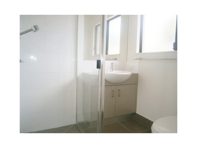 102 Roberts Drive, Trinity Beach QLD 4879