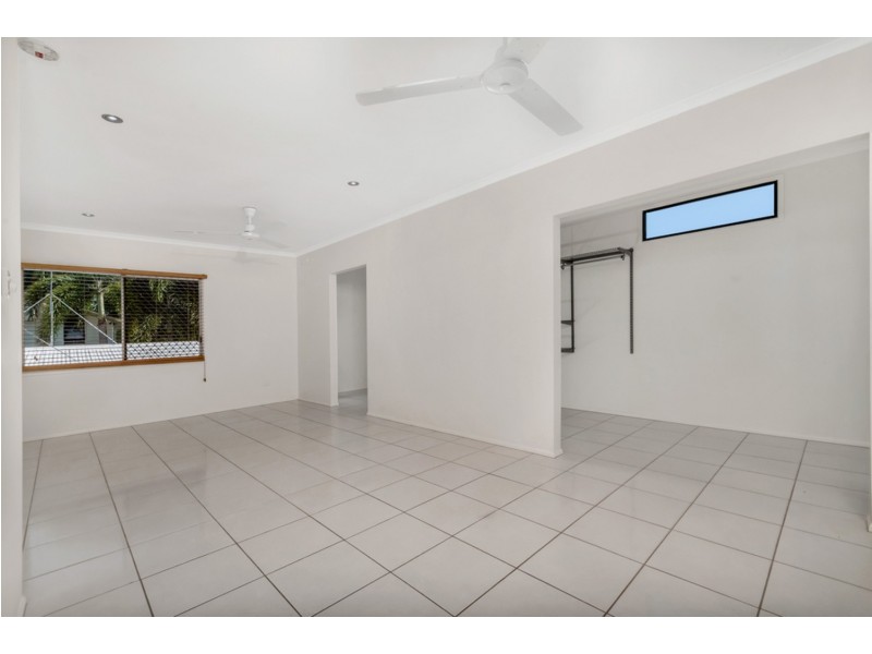 29 Morgan Street, Yorkeys Knob QLD 4878