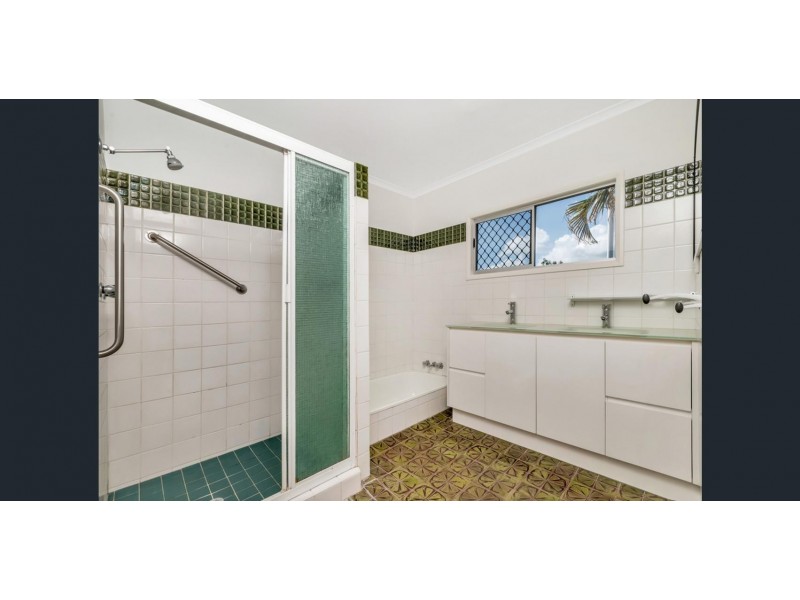 29 Morgan Street, Yorkeys Knob QLD 4878