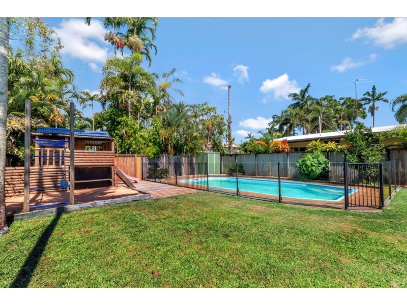 29 Morgan Street, Yorkeys Knob QLD 4878