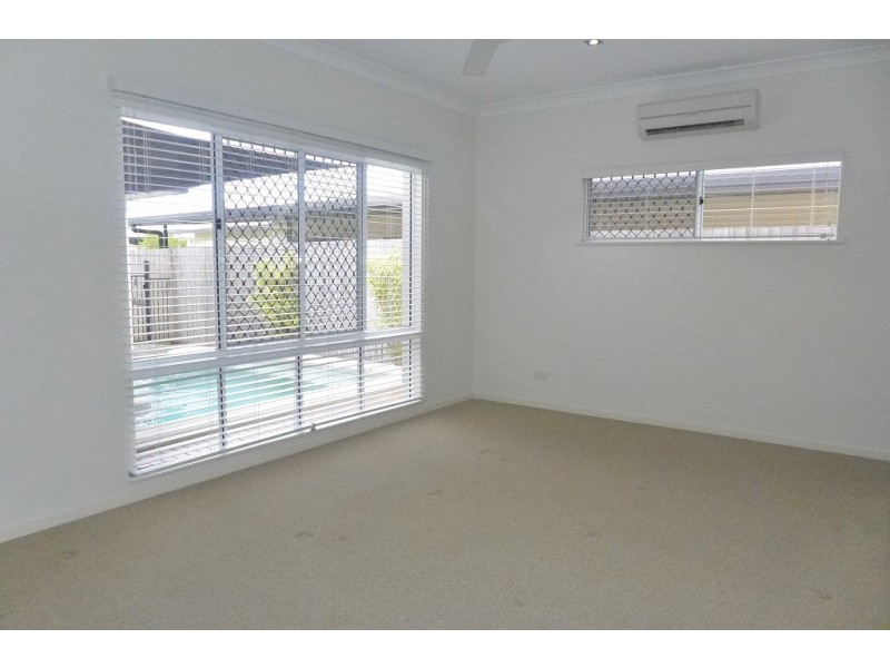 33 Corkwood Street, Kewarra Beach QLD 4879