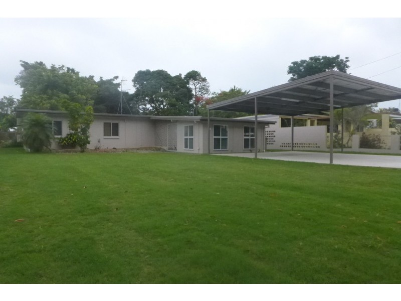 12 Carolyn Close, Yorkeys Knob QLD 4878