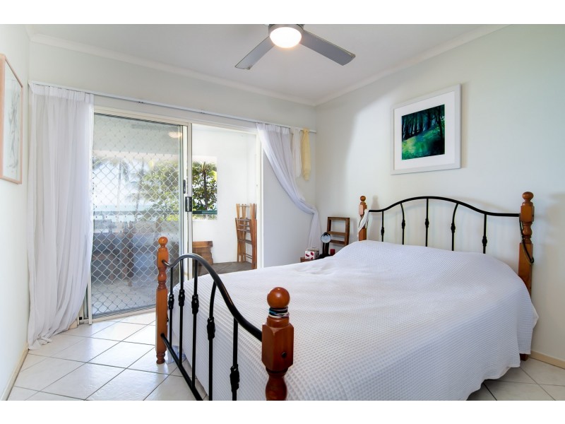 Trinity Beach QLD 4879