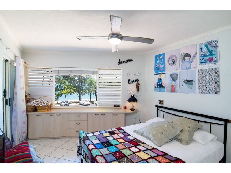 Trinity Beach QLD 4879