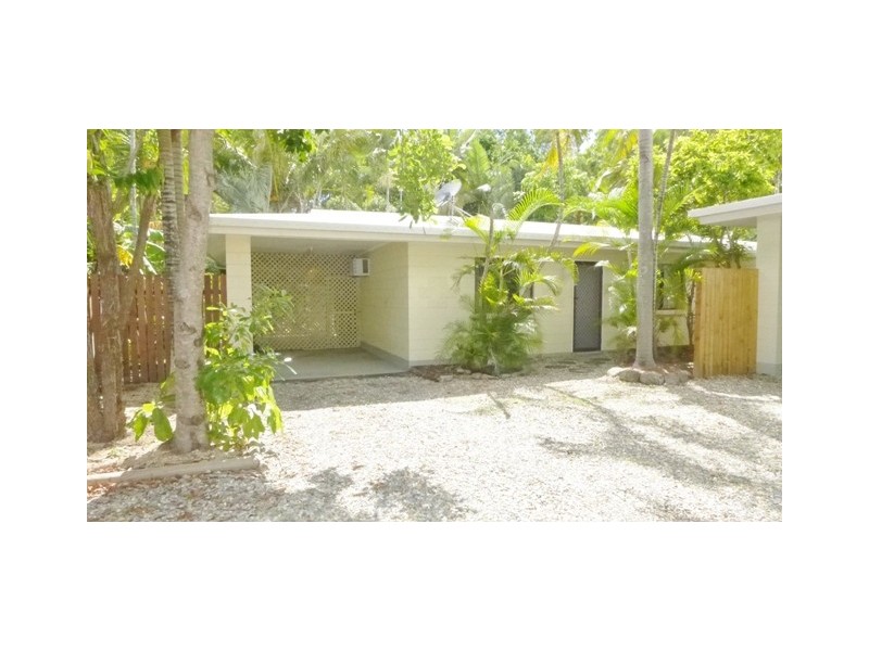 2/30 Strombus Avenue, Trinity Beach QLD 4879