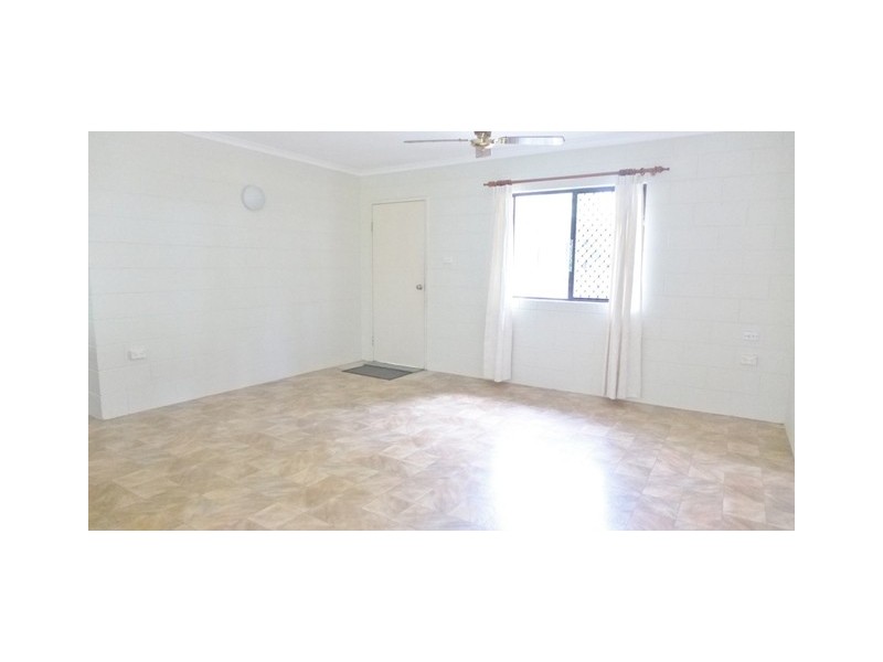 2/30 Strombus Avenue, Trinity Beach QLD 4879