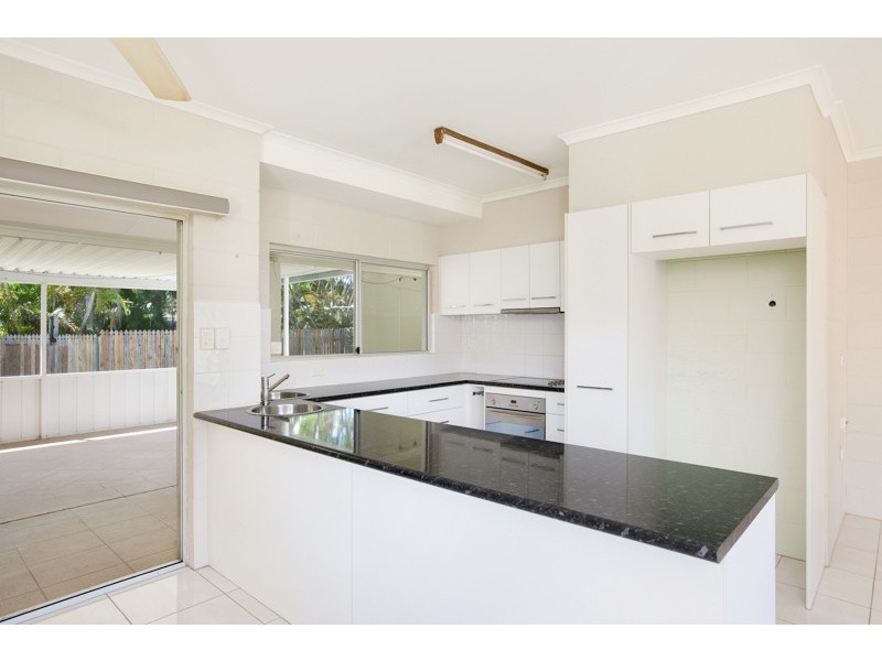 Kewarra Beach QLD 4879