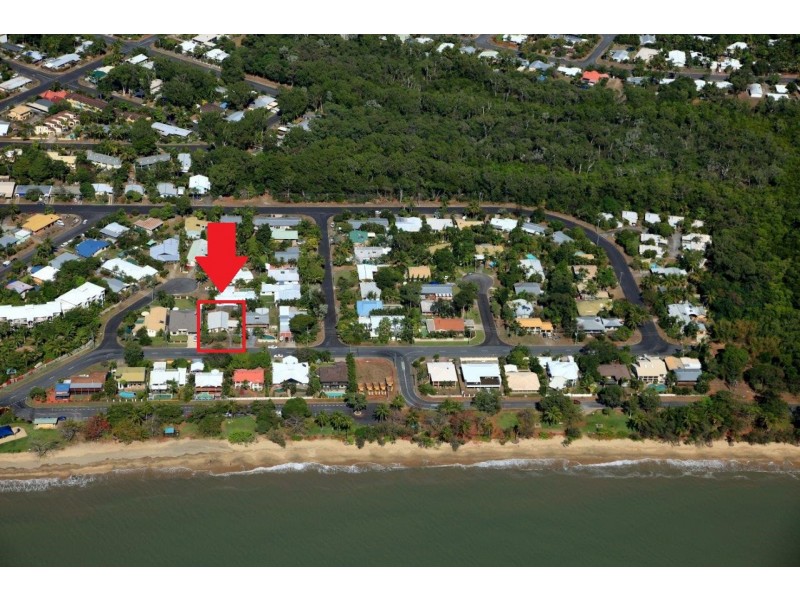 11 Matthew Street, Holloways Beach QLD 4878
