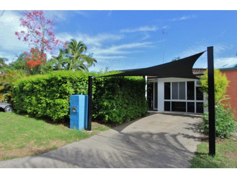 2/8 Albion Street, Yorkeys Knob QLD 4878