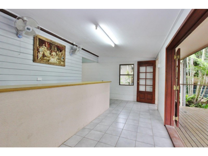 29 Murchison Street, Whitfield QLD 4870