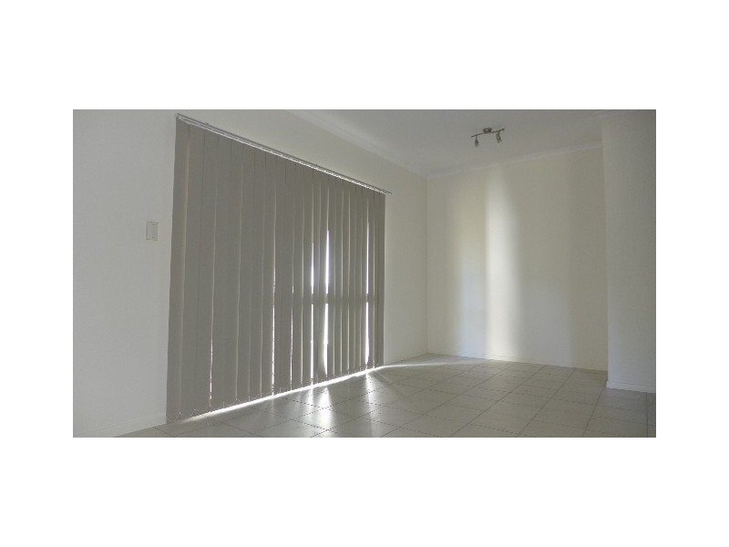 4/23 Mintaro Crescent, Woree QLD 4868