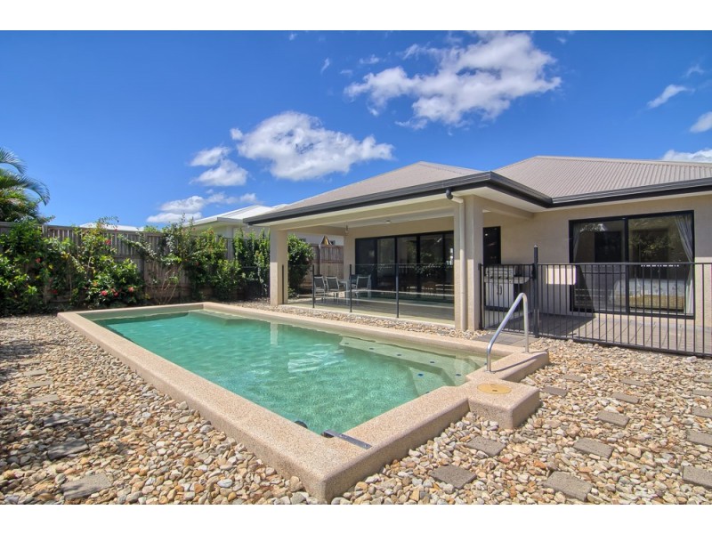 Trinity Beach QLD 4879