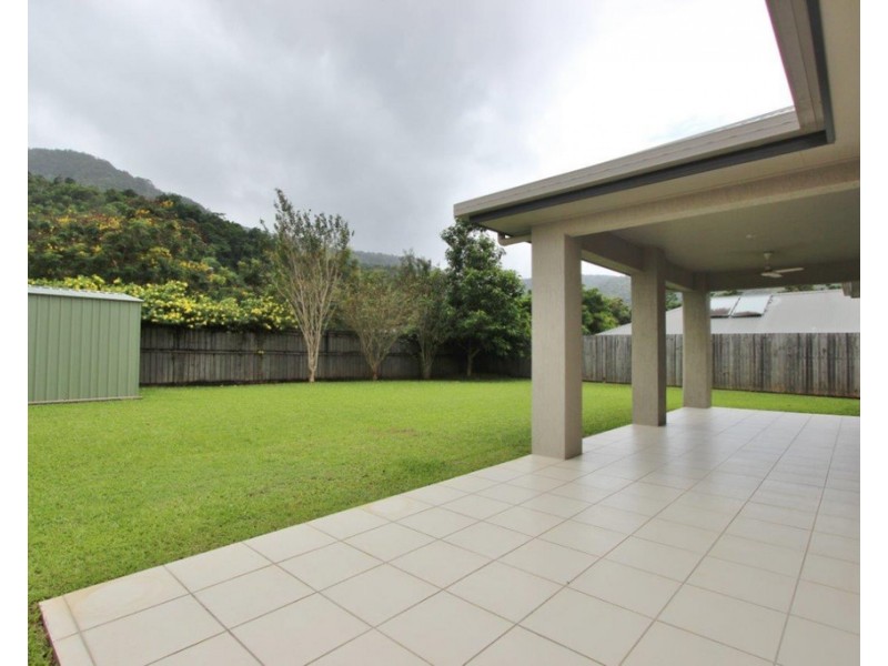 3 Chandra Close, Redlynch QLD 4870