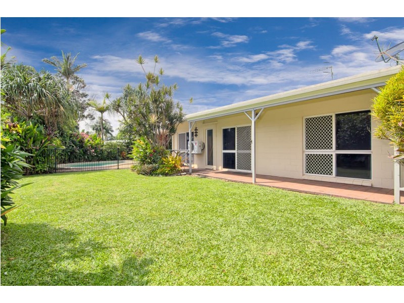 1 Bindaree Close, Caravonica QLD 4878