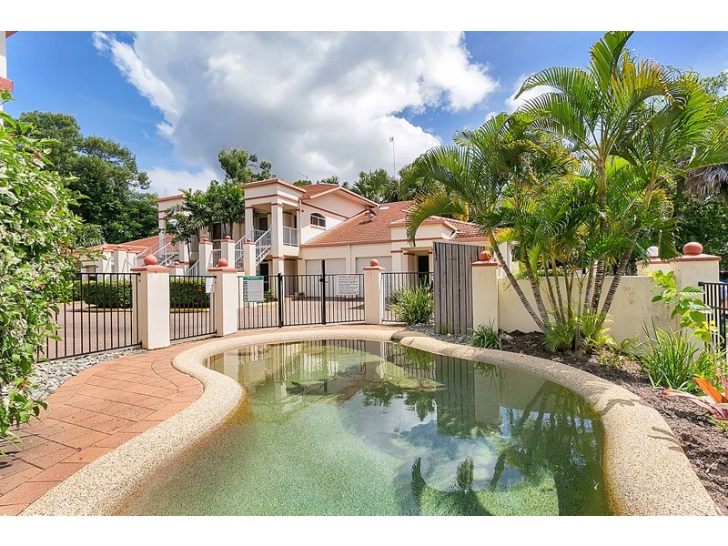 Trinity Beach QLD 4879