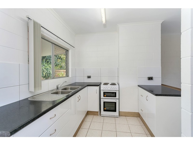 17 Grampian Close, Smithfield QLD 4878