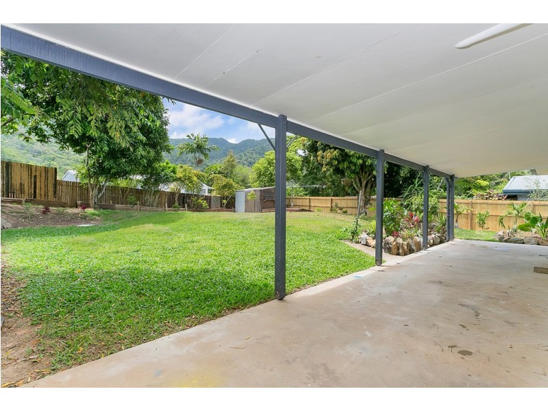 17 Grampian Close, Smithfield QLD 4878