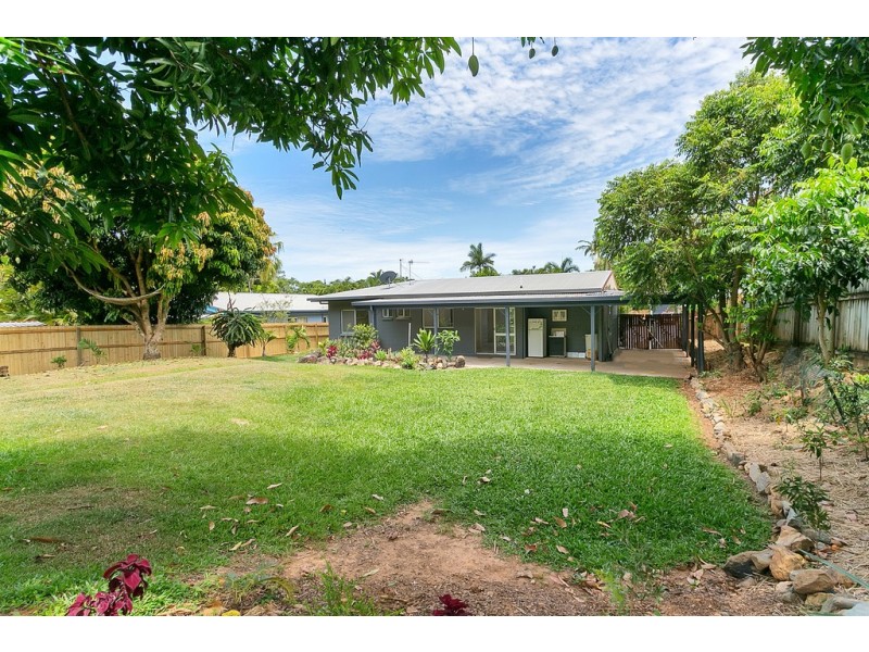 17 Grampian Close, Smithfield QLD 4878