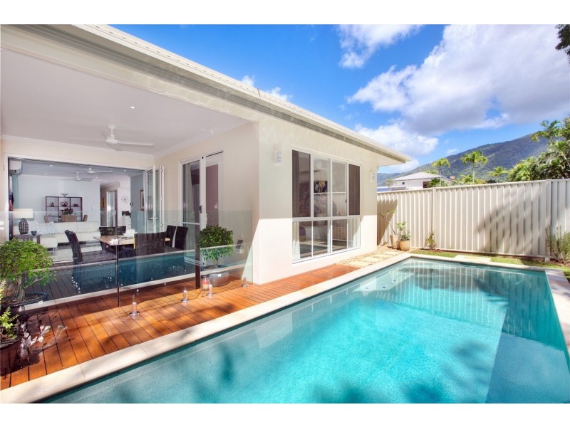 44A Cedar Road, Palm Cove QLD 4879