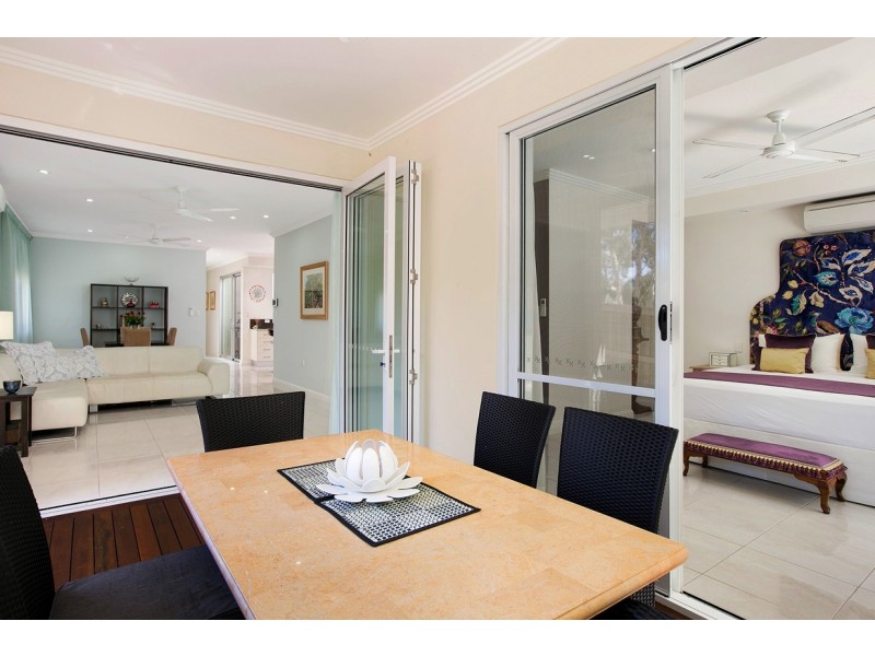 44A Cedar Road, Palm Cove QLD 4879