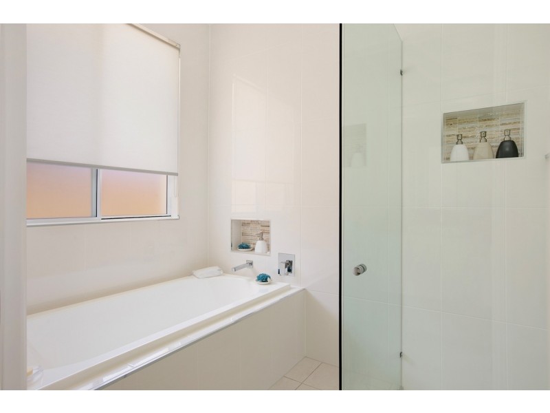 44A Cedar Road, Palm Cove QLD 4879