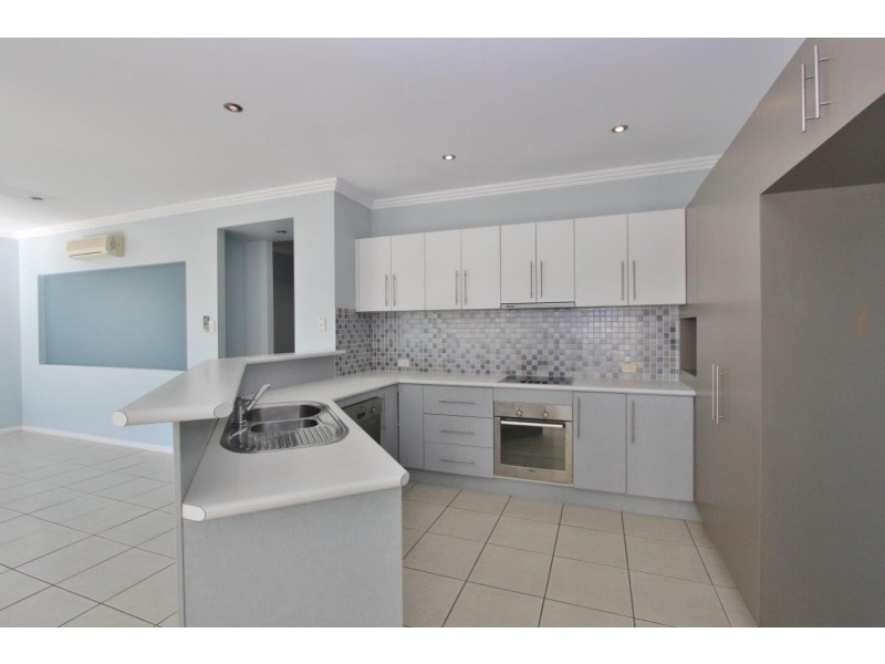 12 Seclusion Drive, Palm Cove QLD 4879