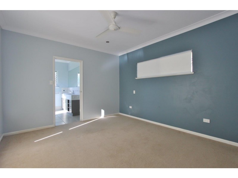 12 Seclusion Drive, Palm Cove QLD 4879