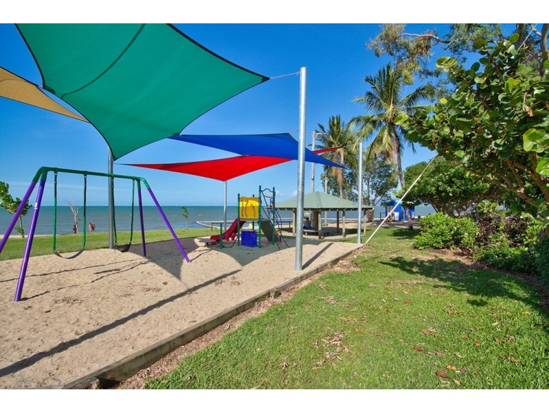 61/129 Oleander Street, Holloways Beach QLD 4878