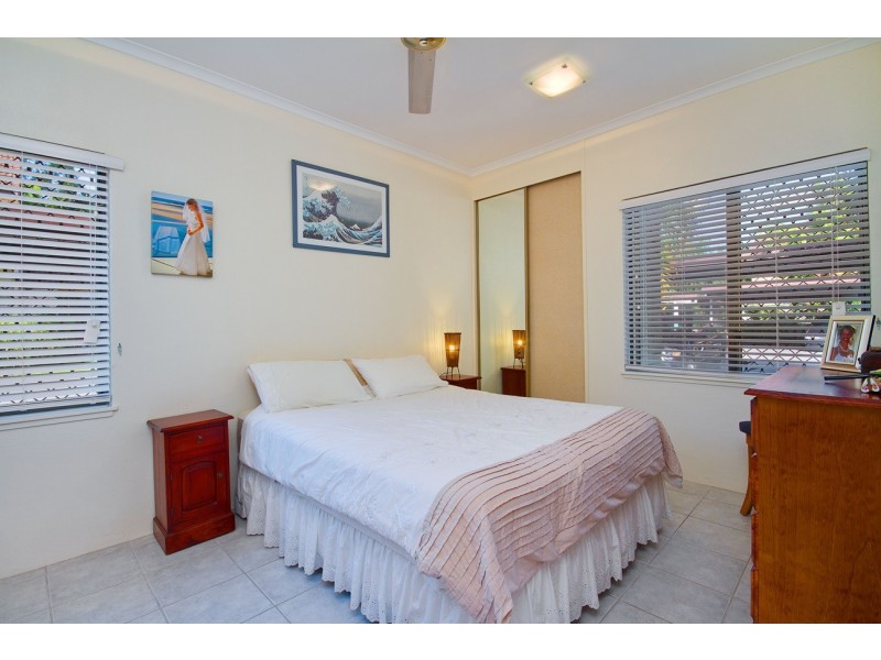 35/21 Poinciana Street, Holloways Beach QLD 4878