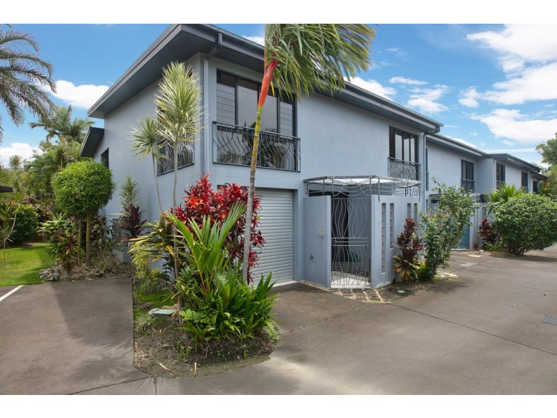 1/22-24 Oyster Court, Trinity Beach QLD 4879