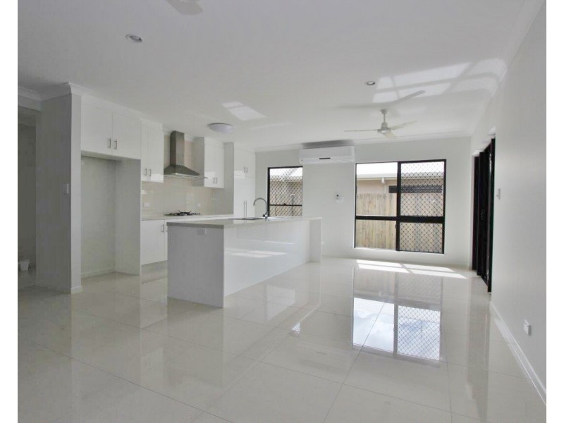 20 Hillary Street, Smithfield QLD 4878