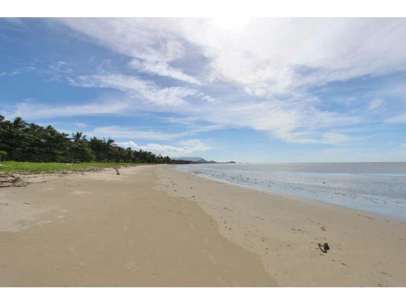 30b Cinderella Street, Machans Beach QLD 4878