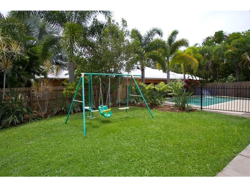 18 Collett Close, Kewarra Beach QLD 4879