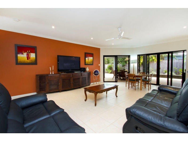18 Collett Close, Kewarra Beach QLD 4879