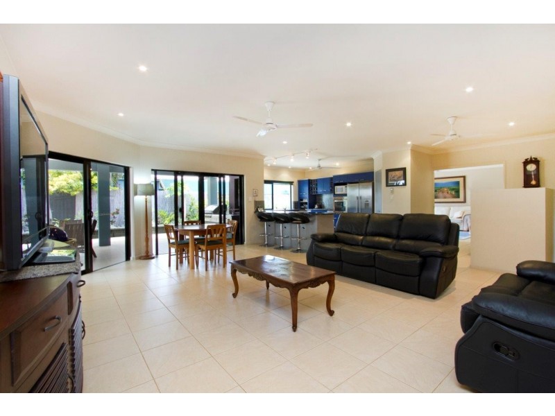 18 Collett Close, Kewarra Beach QLD 4879