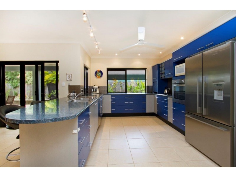 18 Collett Close, Kewarra Beach QLD 4879