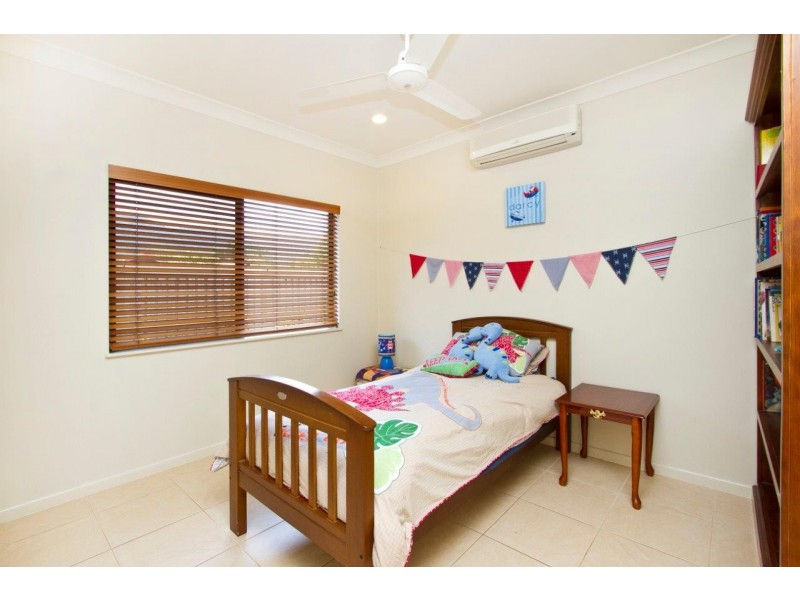 18 Collett Close, Kewarra Beach QLD 4879