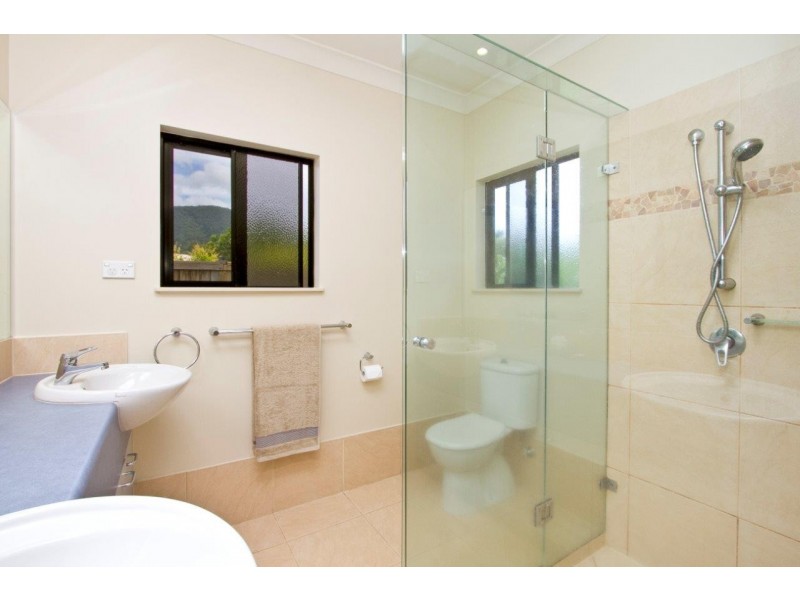 18 Collett Close, Kewarra Beach QLD 4879