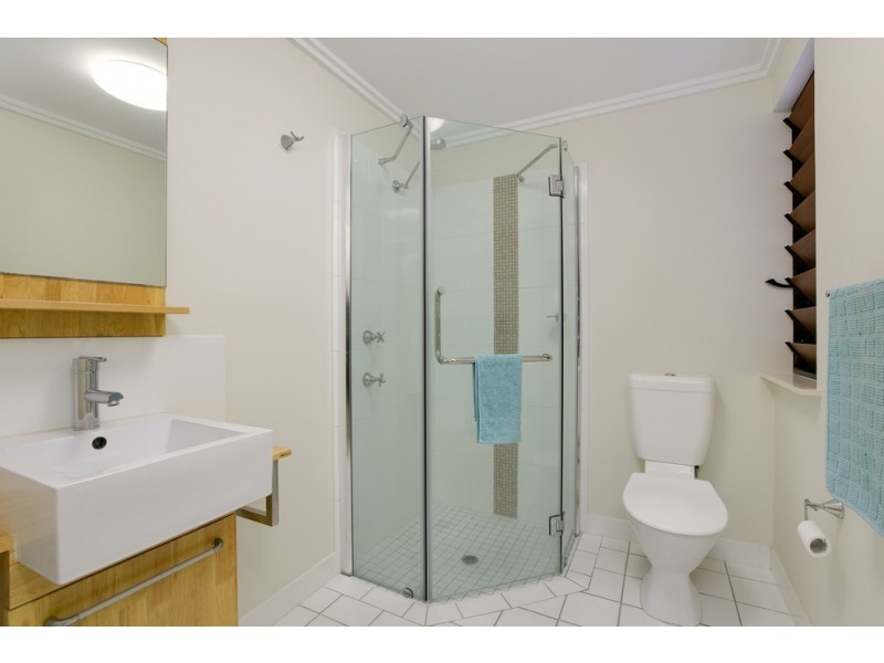 Clifton Beach QLD 4879